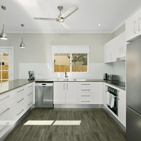 Estilo Bed And Breakfast Cairns Exterior foto