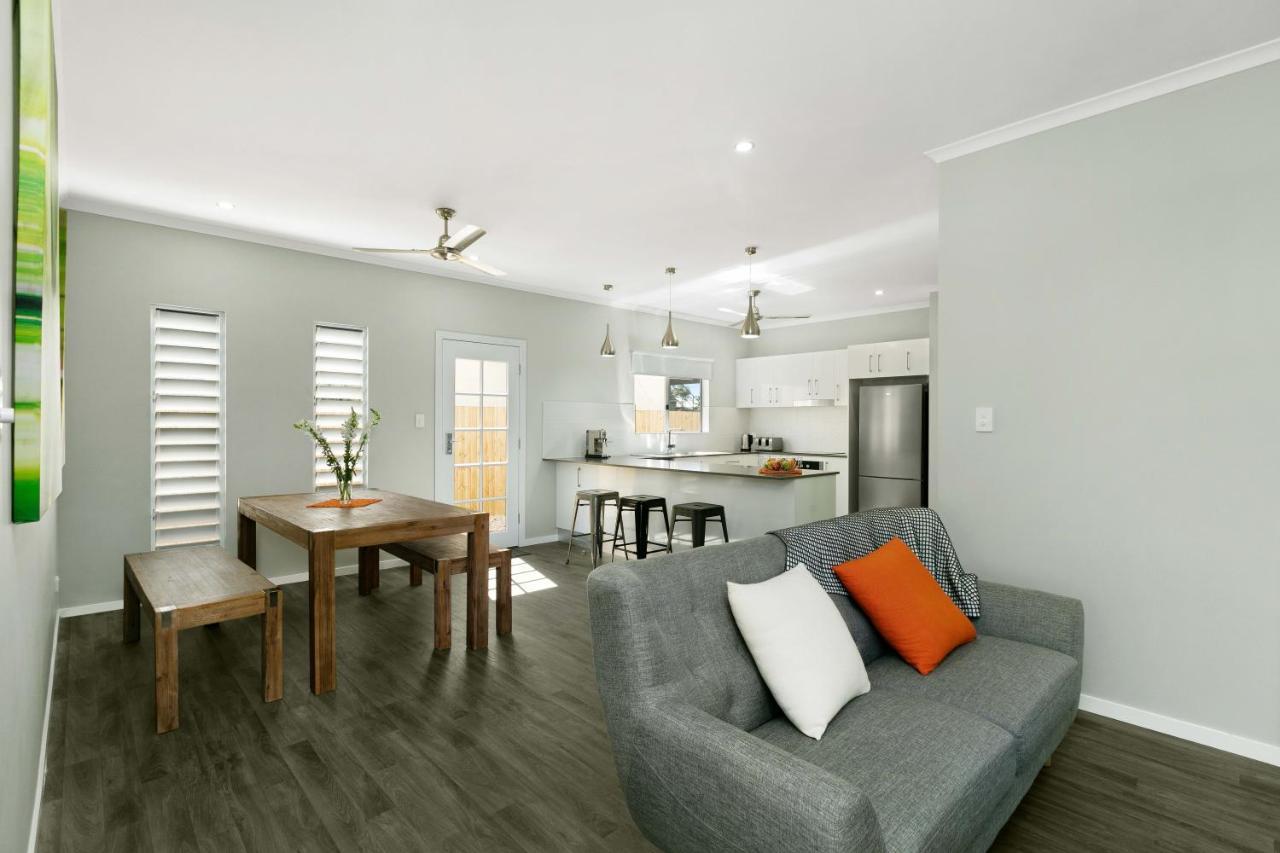 Estilo Bed And Breakfast Cairns Exterior foto